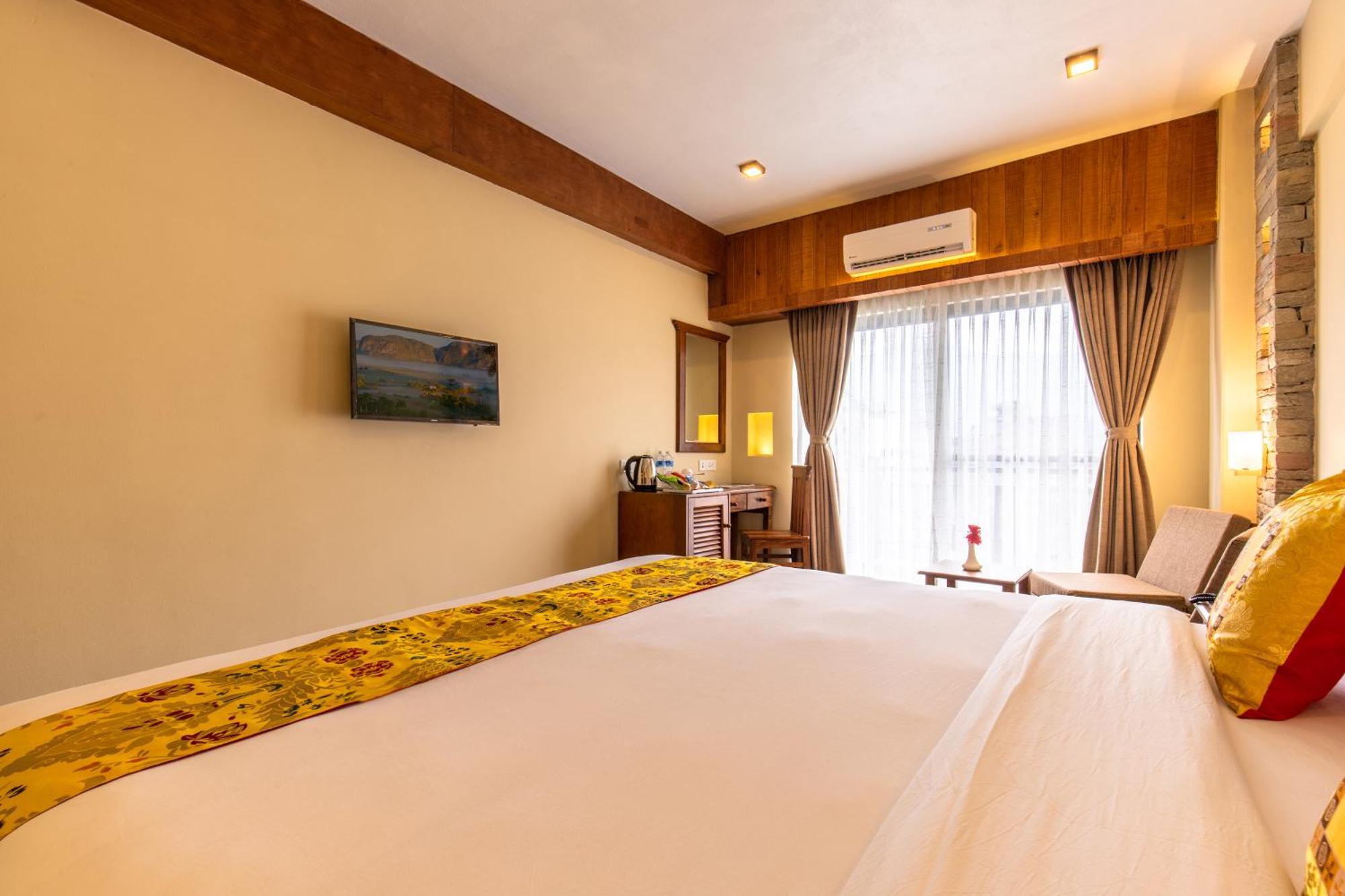 Hotel Mala Покхара Экстерьер фото