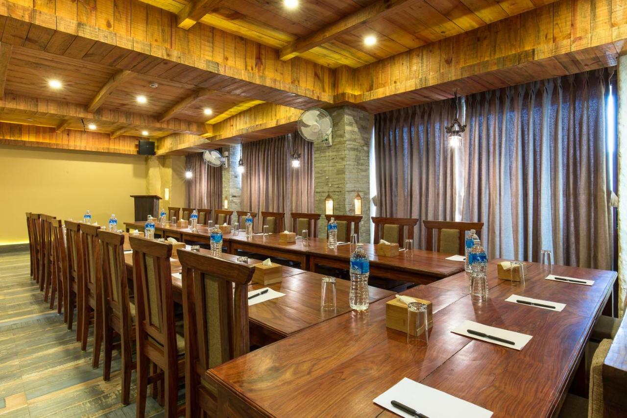 Hotel Mala Покхара Экстерьер фото
