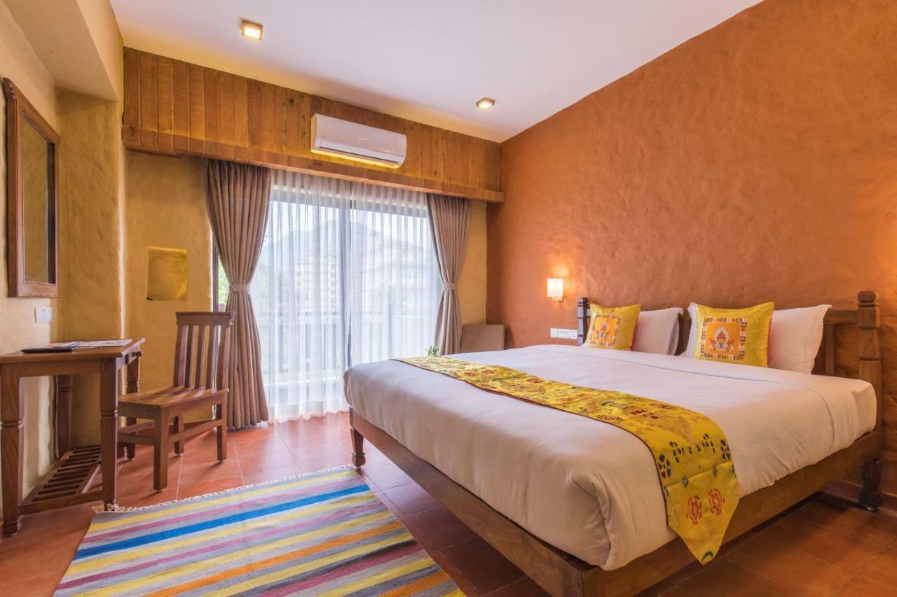 Hotel Mala Покхара Экстерьер фото