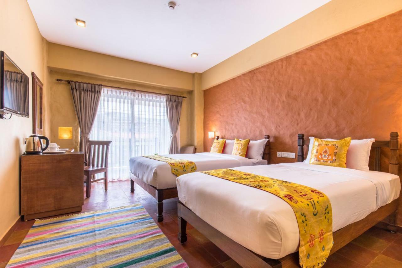 Hotel Mala Покхара Экстерьер фото
