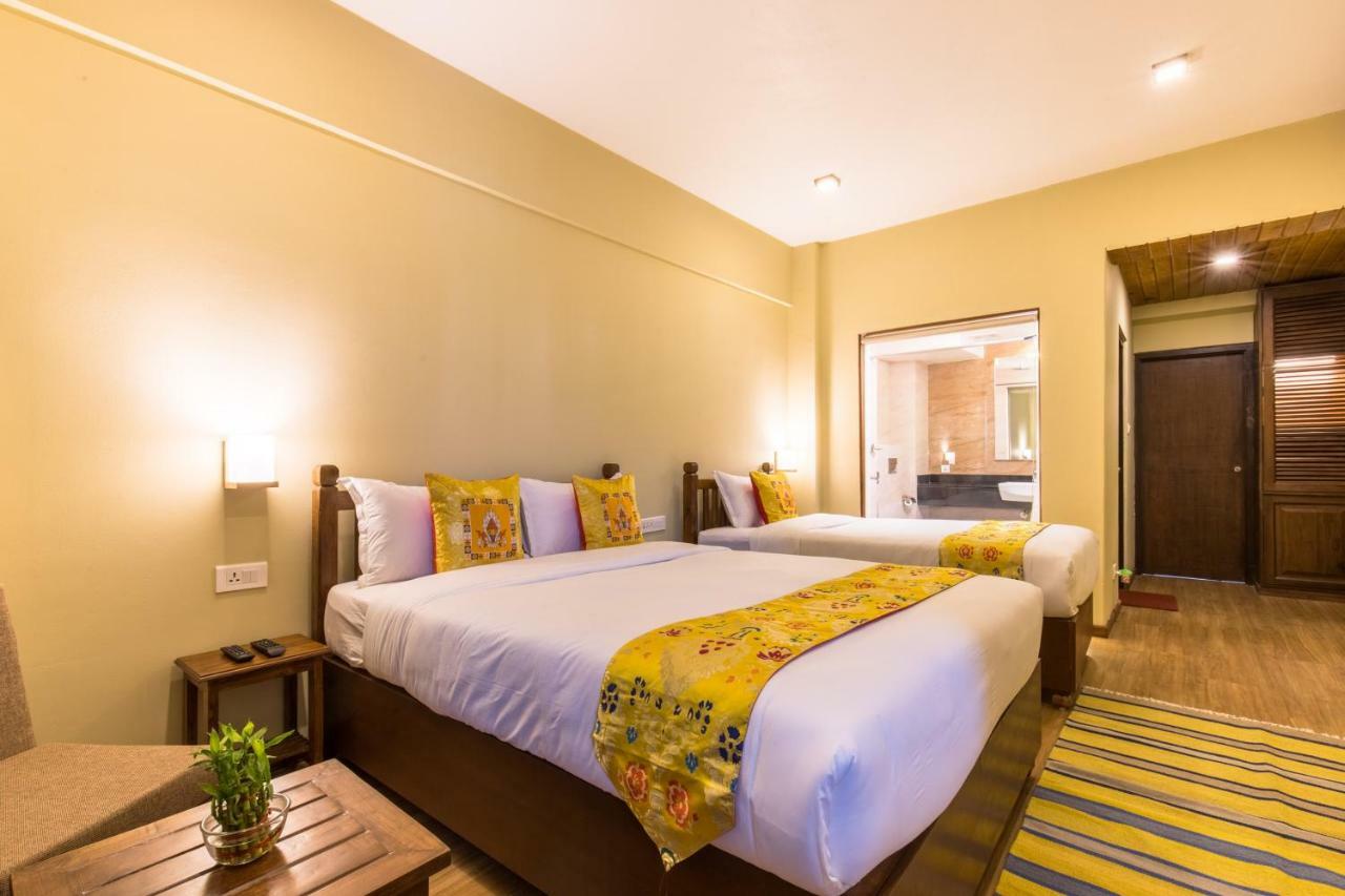 Hotel Mala Покхара Экстерьер фото