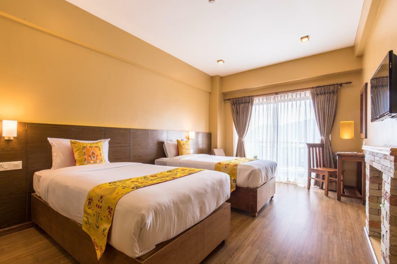 Hotel Mala Покхара Экстерьер фото