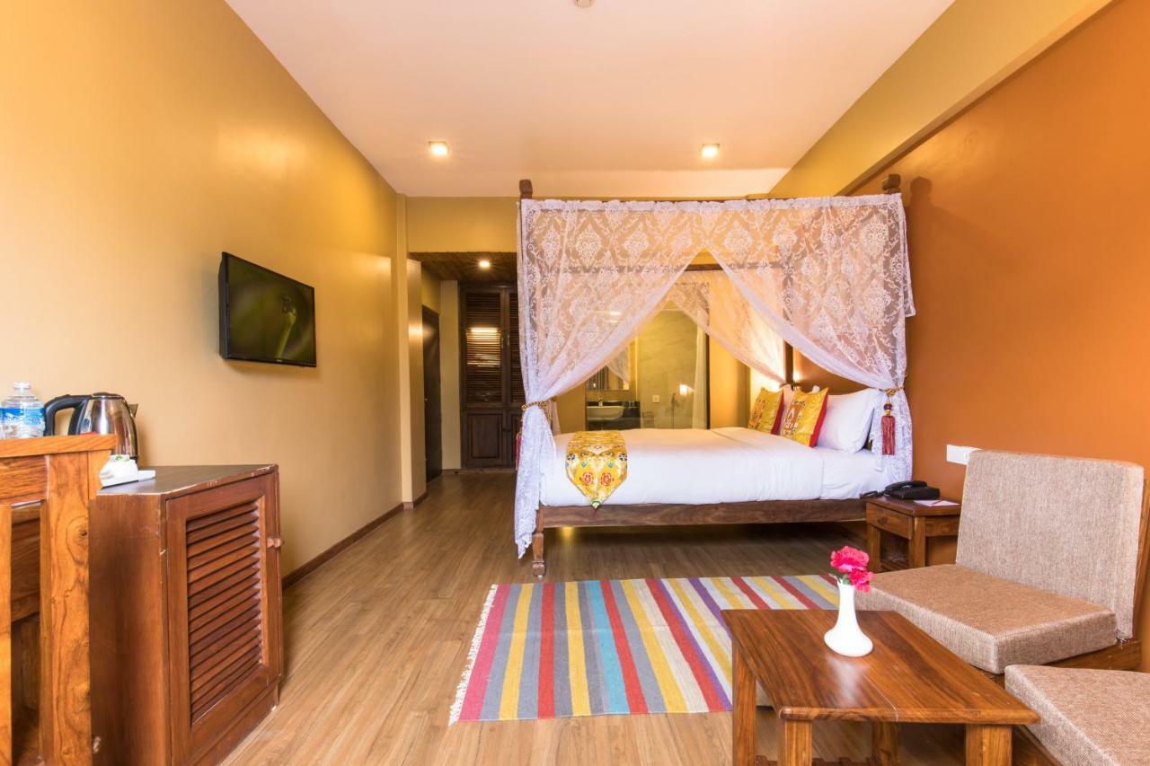 Hotel Mala Покхара Экстерьер фото